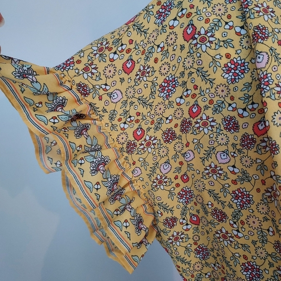 Max Studio Floral dress in yellow, black and White. Size M - Picture 12 of 14